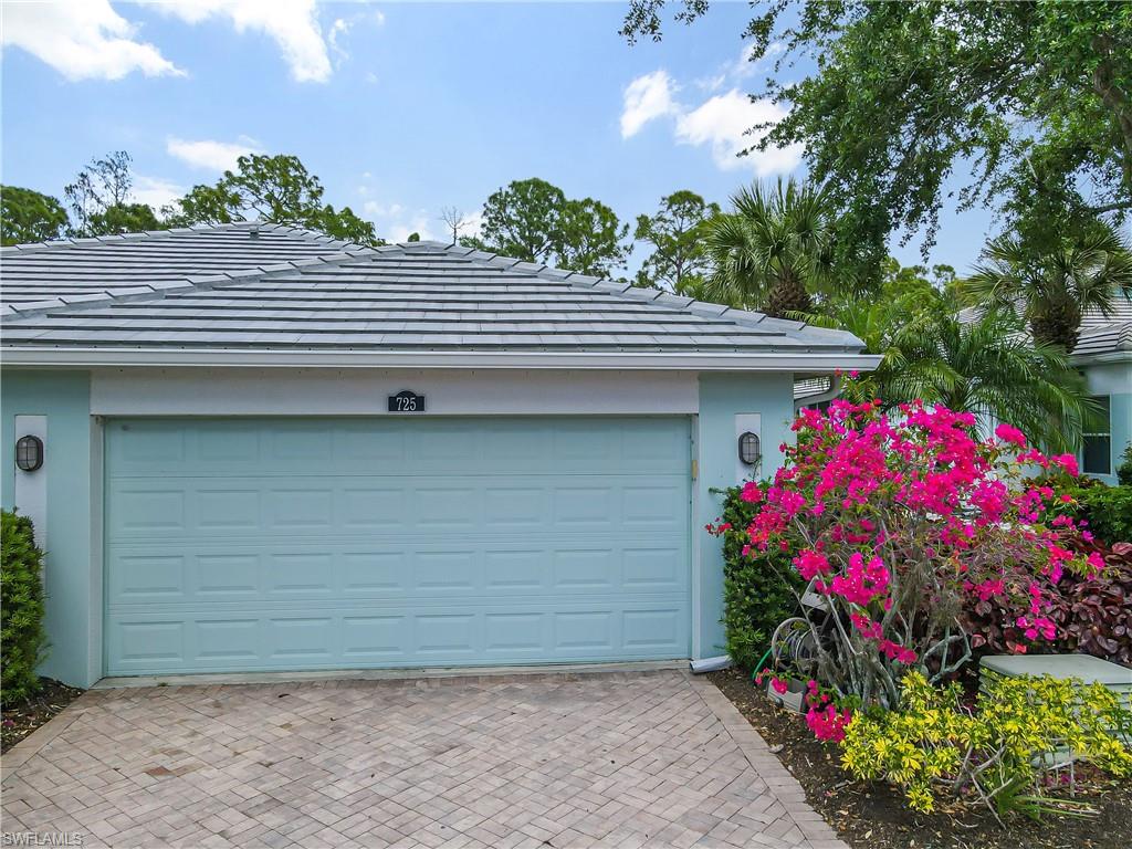 725 Mainsail Pl Property Photo 25