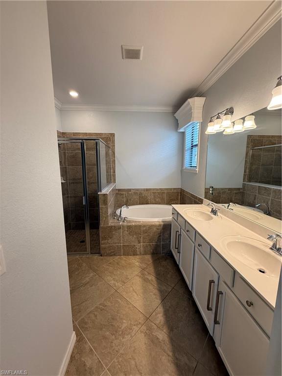 9317 Woodhurst Dr Property Photo 6