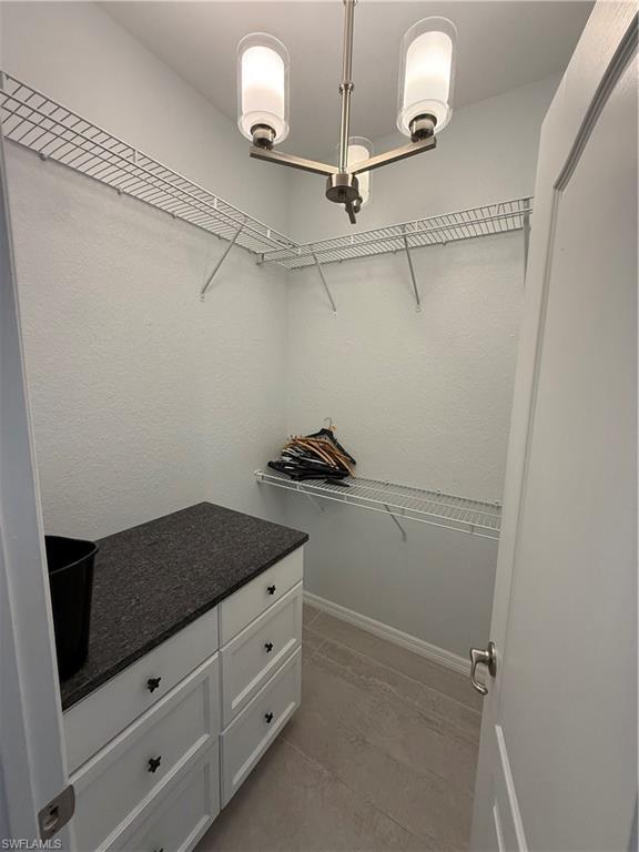 9317 Woodhurst Dr Property Photo 8