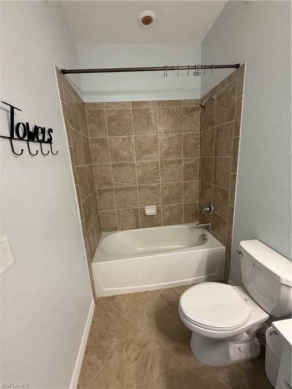 9317 Woodhurst Dr Property Photo 12
