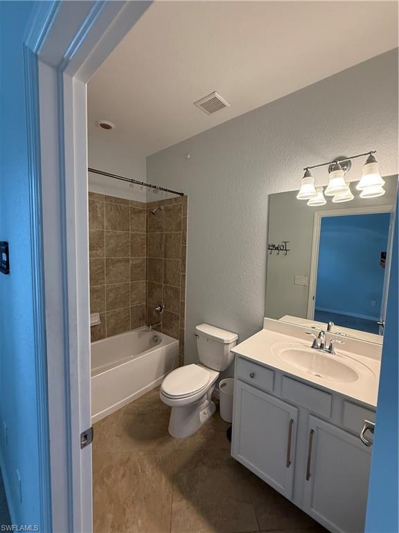 9317 Woodhurst Dr Property Photo 13