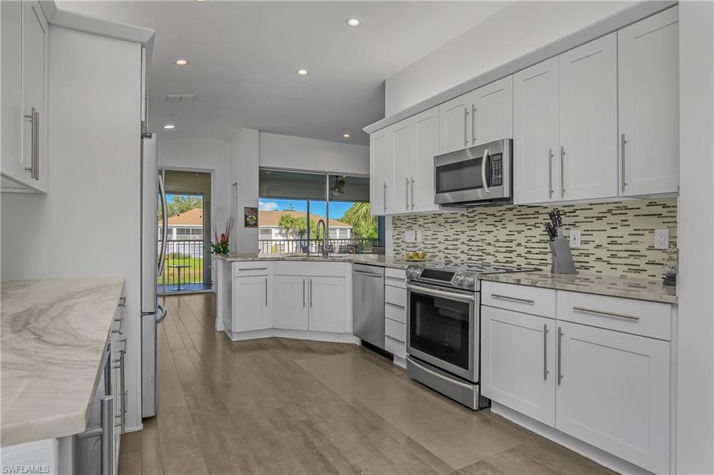 6867 Satinleaf Rd S 201 Property Photo 15