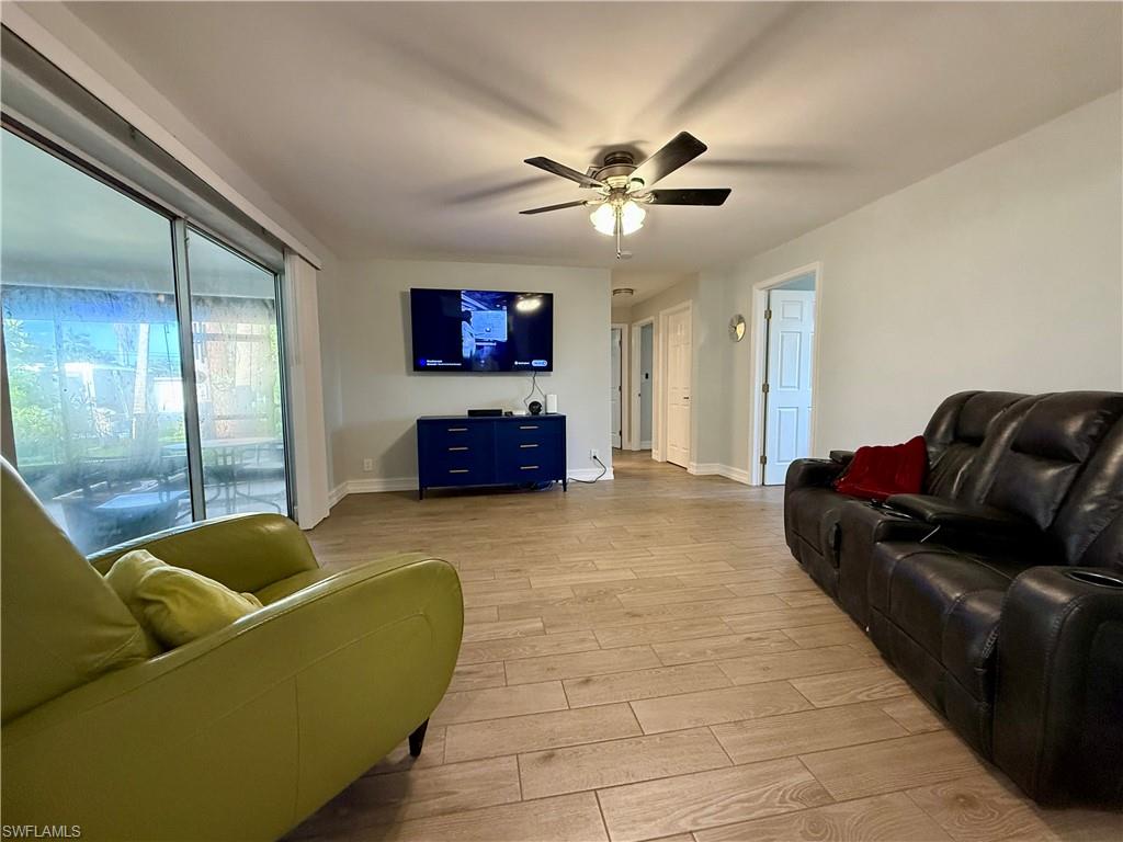 6090 Island Park Ct Sw Property Photo 7