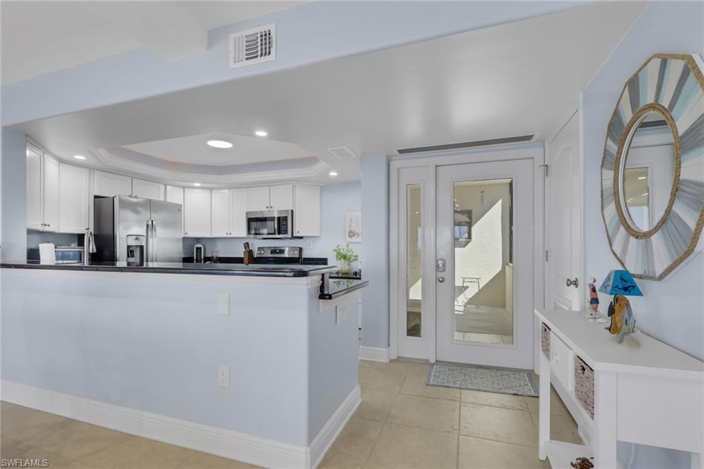 6672 Estero Blvd A711 Property Photo 6