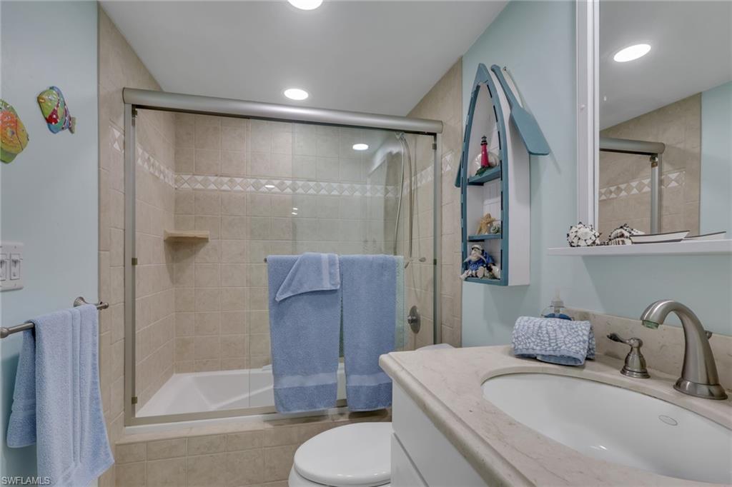 6672 Estero Blvd A711 Property Photo 28