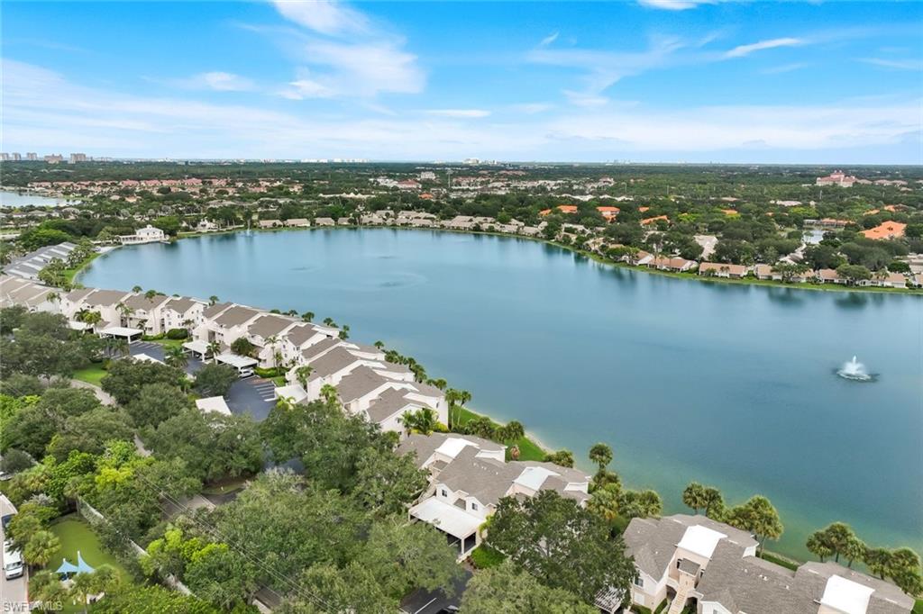 2731 Citrus Lake Dr 101 Property Photo 3