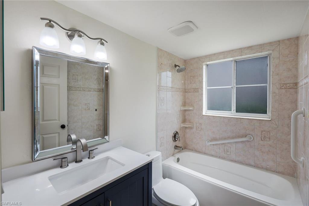 2731 Citrus Lake Dr 101 Property Photo 17