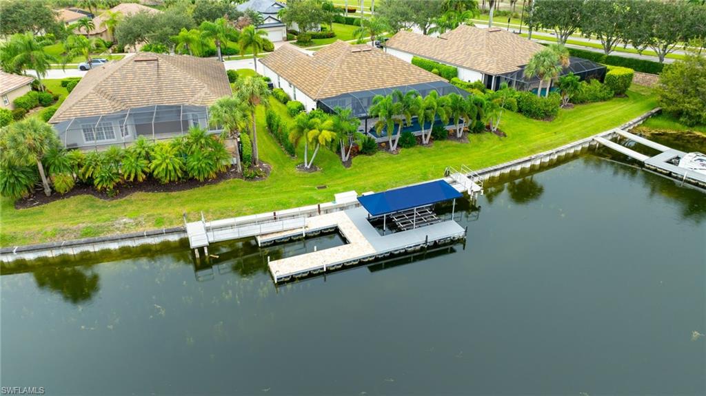 8806 Spinner Cove Ln Property Photo 4