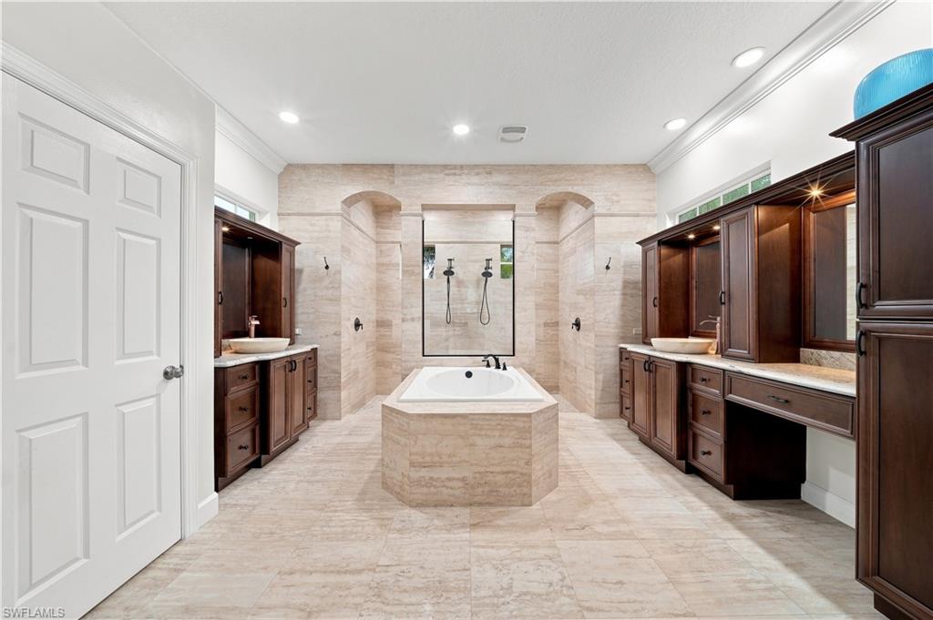 8806 Spinner Cove Ln Property Photo 24