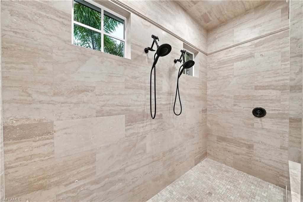 8806 Spinner Cove Ln Property Photo 25