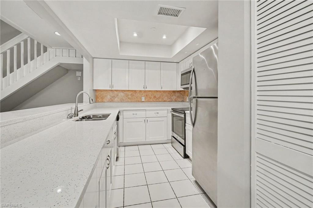 3438 Timberwood Cir Property Photo 14