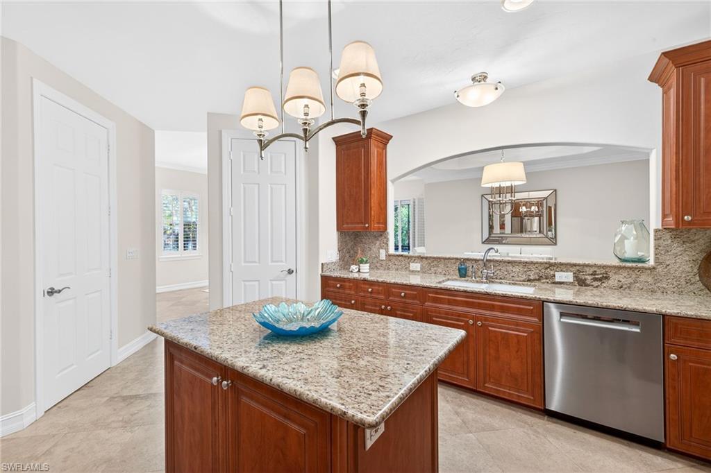 2805 Tiburon Blvd E 1-101 Property Photo 8