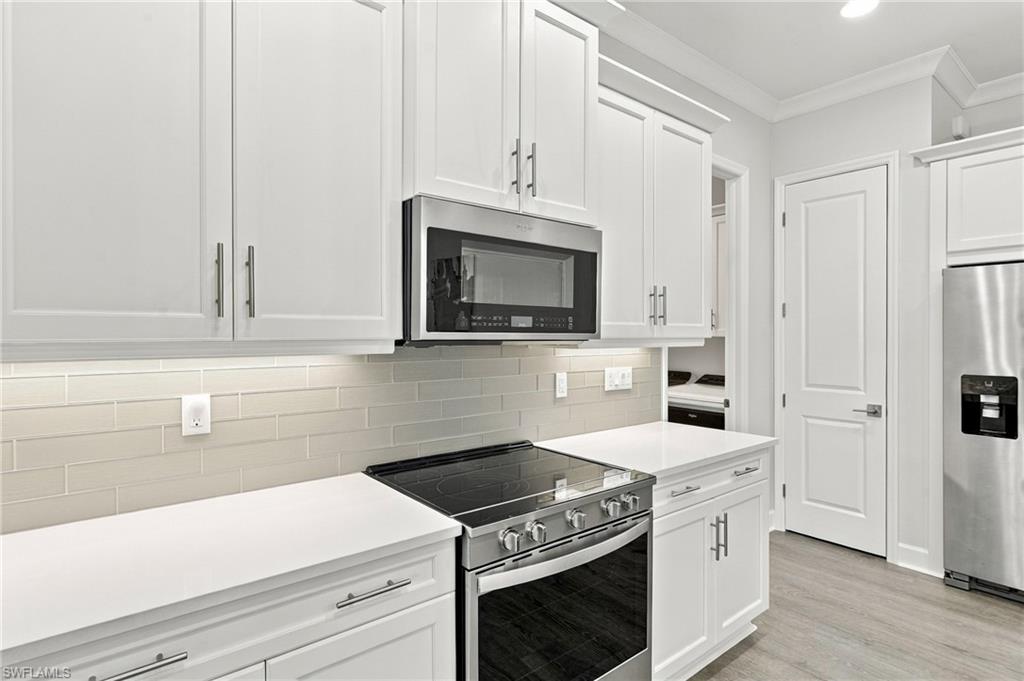 7198 Saona Ct Property Photo 9