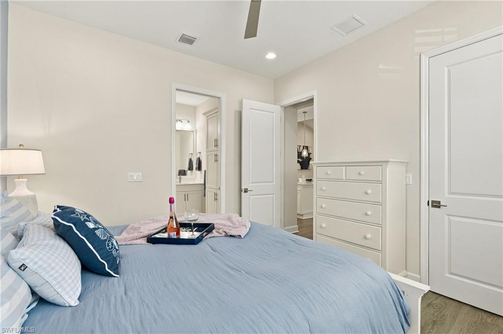 7198 Saona Ct Property Photo 16