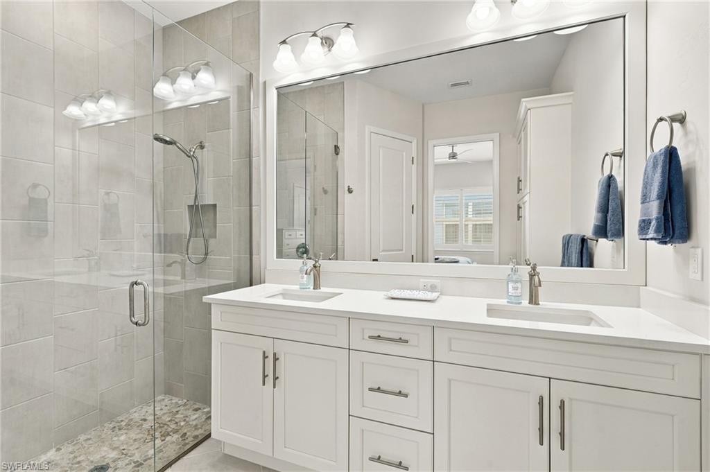 7198 Saona Ct Property Photo 17