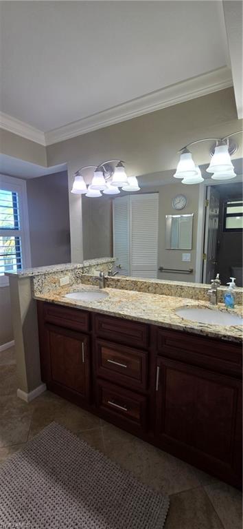 933 Collier Ct C401 Property Photo 11