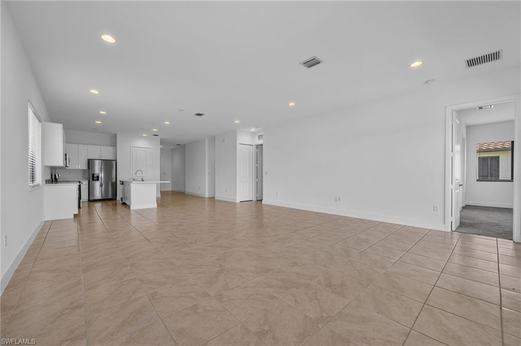 4993 Ofanto Ln Property Photo 11