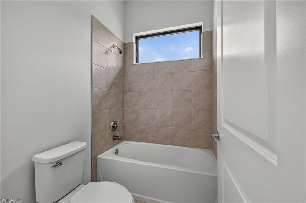 4993 Ofanto Ln Property Photo 24