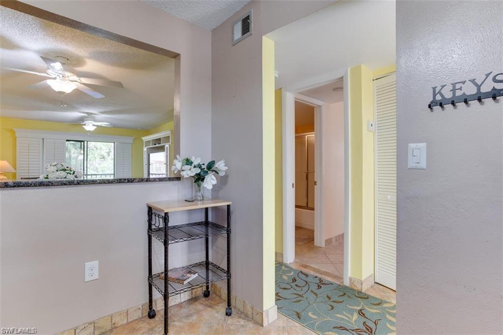 4258 27th Ct Sw 206 Property Photo 4