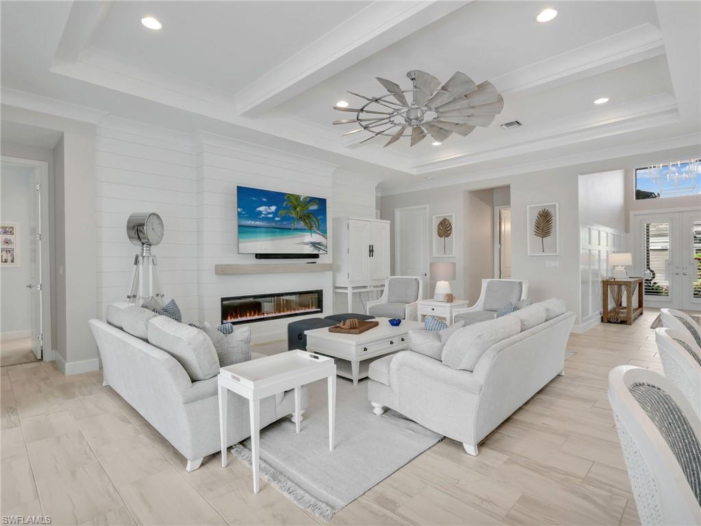 12056 Oleander Ave Property Photo 15