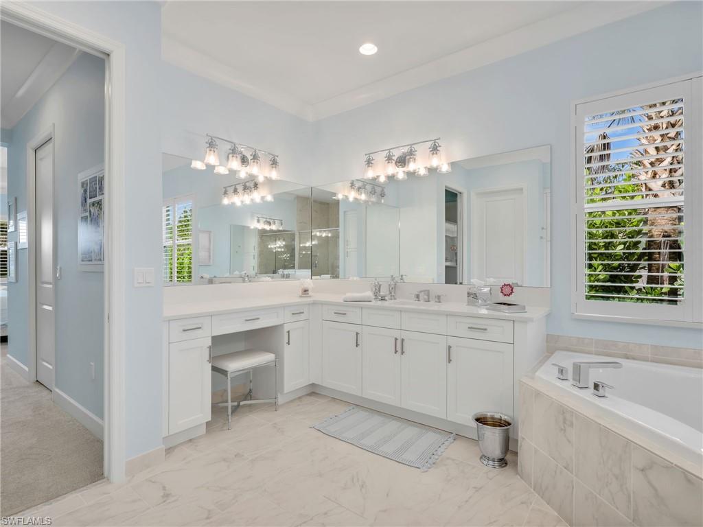 12056 Oleander Ave Property Photo 23