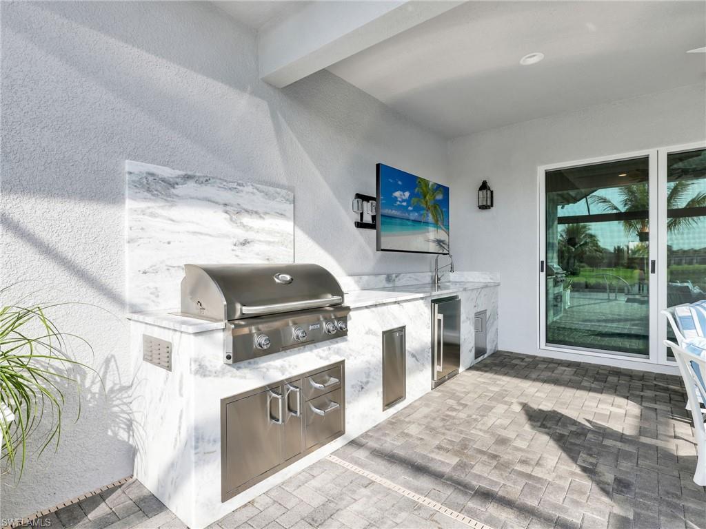 12056 Oleander Ave Property Photo 37