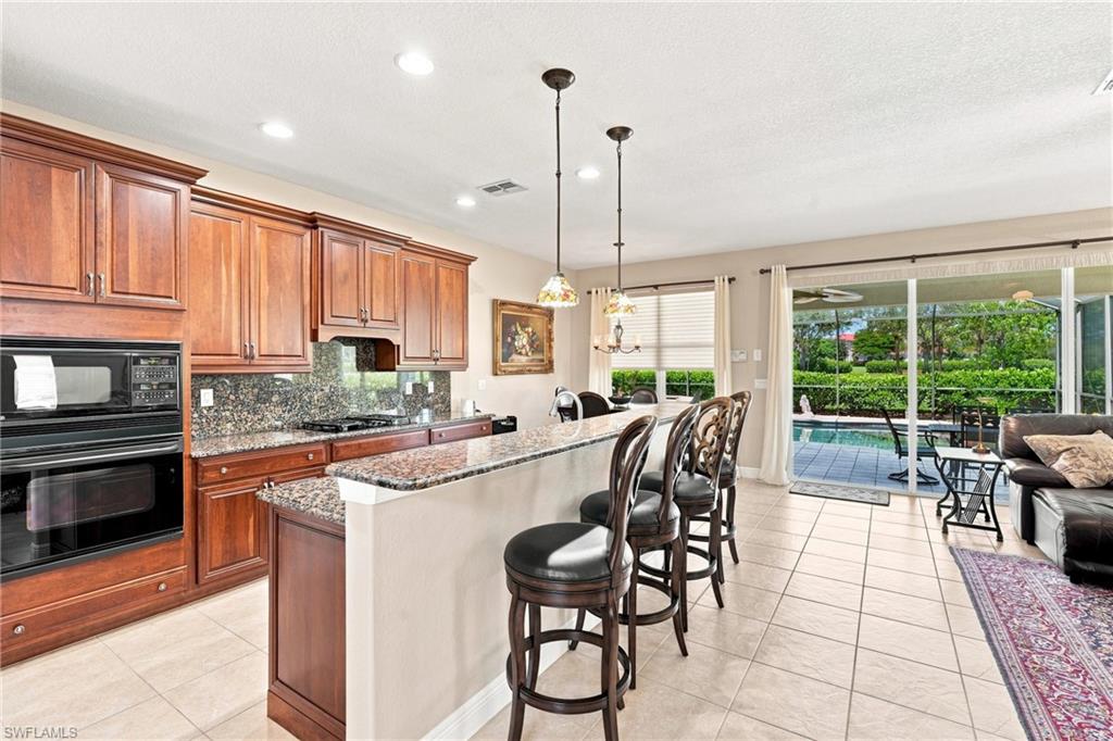 19600 Maddelena Cir Property Photo 11