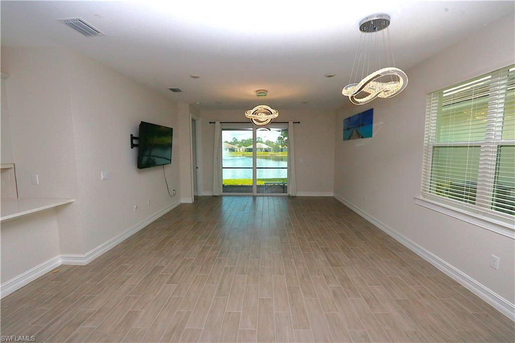 1028 Tranquil Brook Dr Property Photo 3