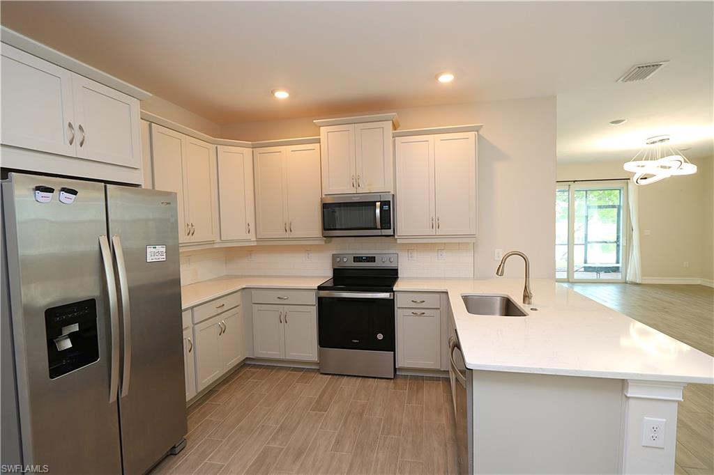 1028 Tranquil Brook Dr Property Photo 9