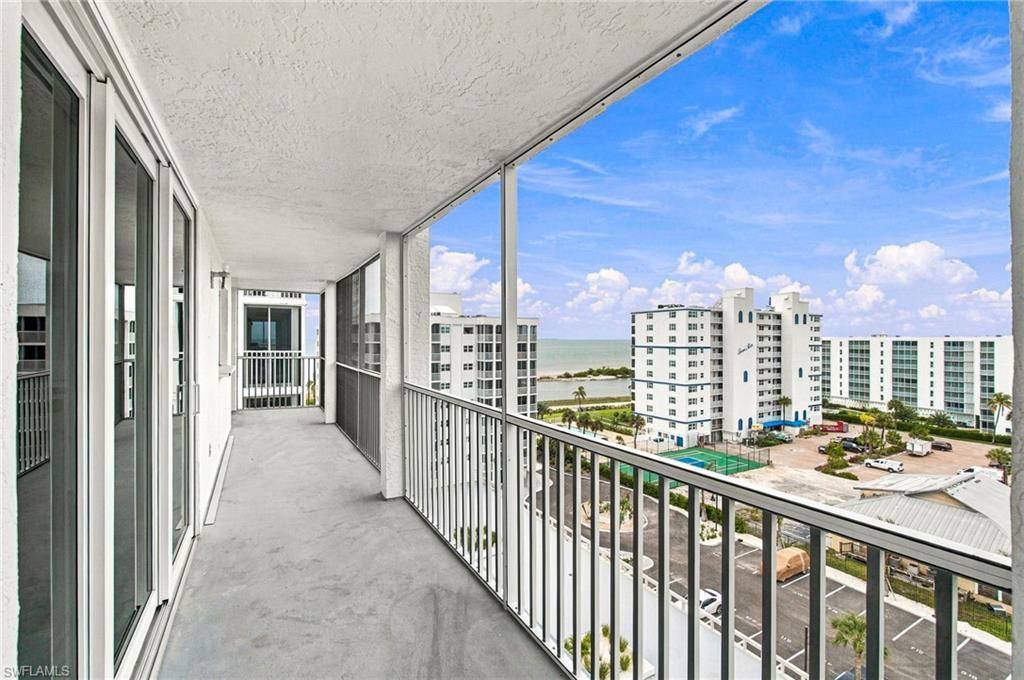 7148 Estero Blvd 823 Property Photo 11
