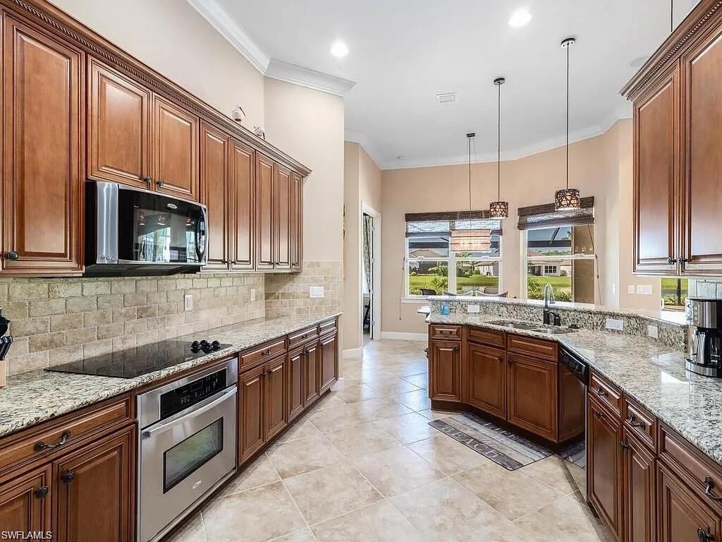 9392 Copper Rock Ct Property Photo 12