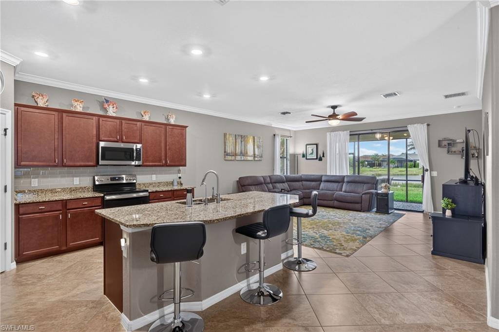 11593 Golden Oak Ter Property Photo 8