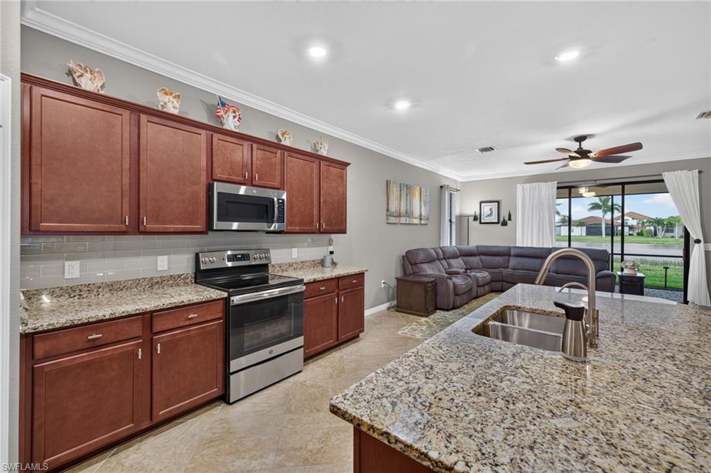 11593 Golden Oak Ter Property Photo 12