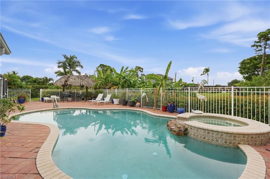 27268 Jolly Roger Ln Property Photo 4