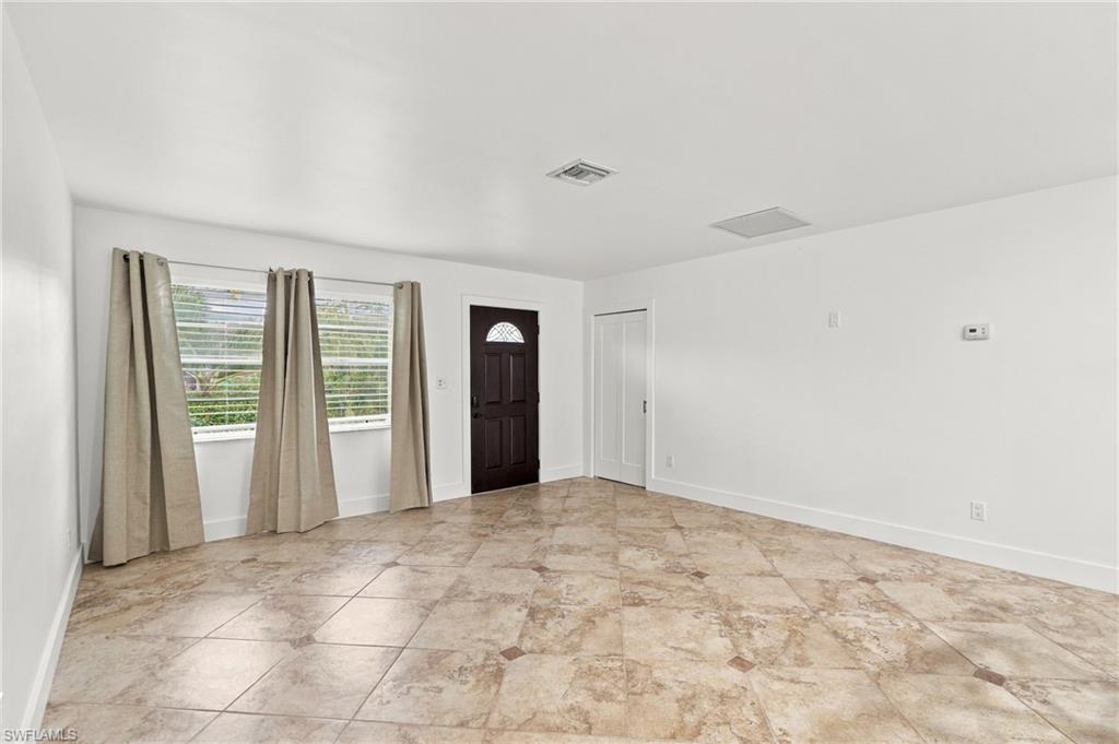 27268 Jolly Roger Ln Property Photo 9