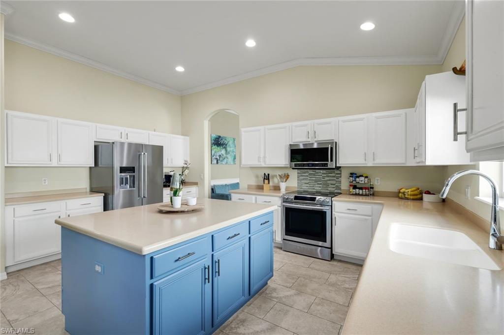 2095 Sagebrush Cir Property Photo 9