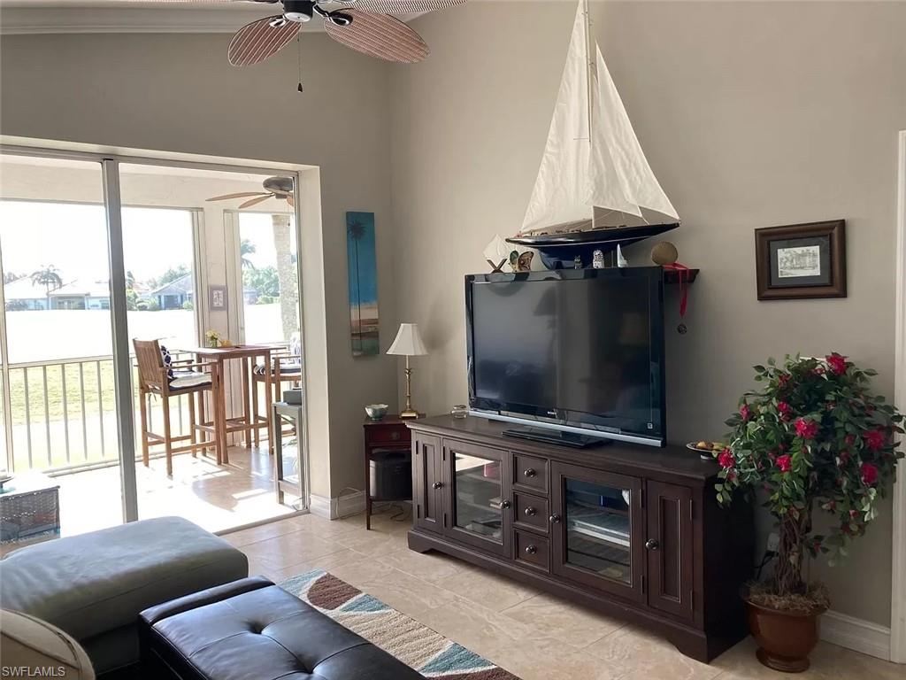 8200 Twelve Oaks Cir 423 Property Photo 2