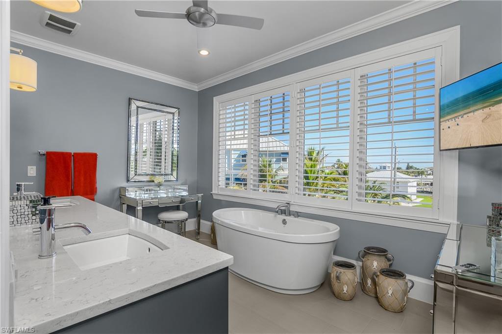 5224 Estero Blvd Property Photo 17