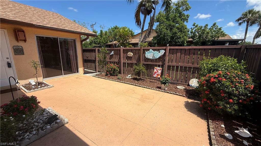 6346 Royal Woods Dr Property Photo 4
