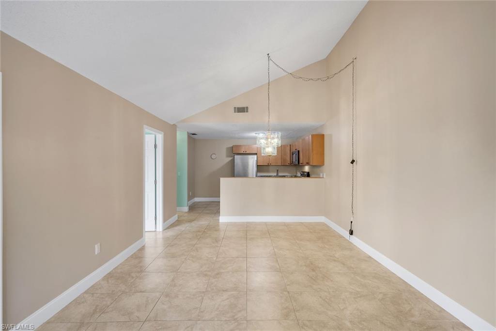 6346 Royal Woods Dr Property Photo 8