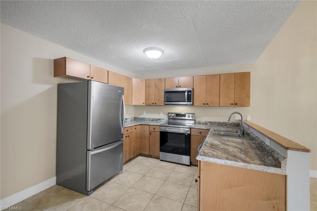 6346 Royal Woods Dr Property Photo 10