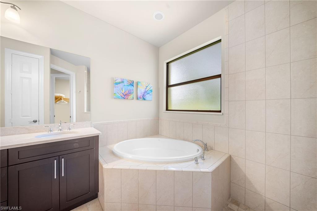 1221 Briarwood Ct Property Photo 27