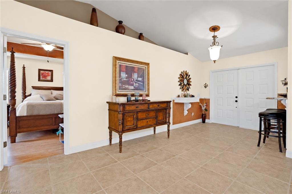 106 11th Ter Property Photo 5