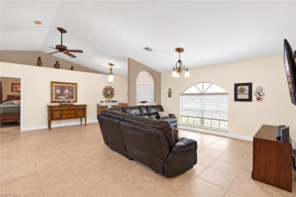 106 11th Ter Property Photo 11