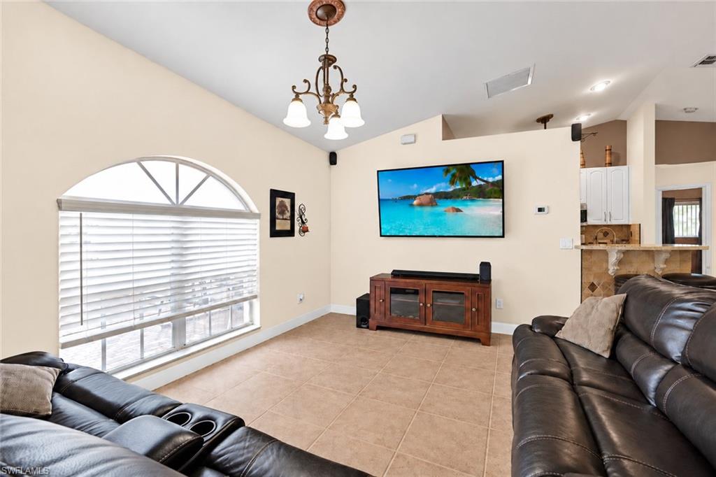 106 11th Ter Property Photo 12