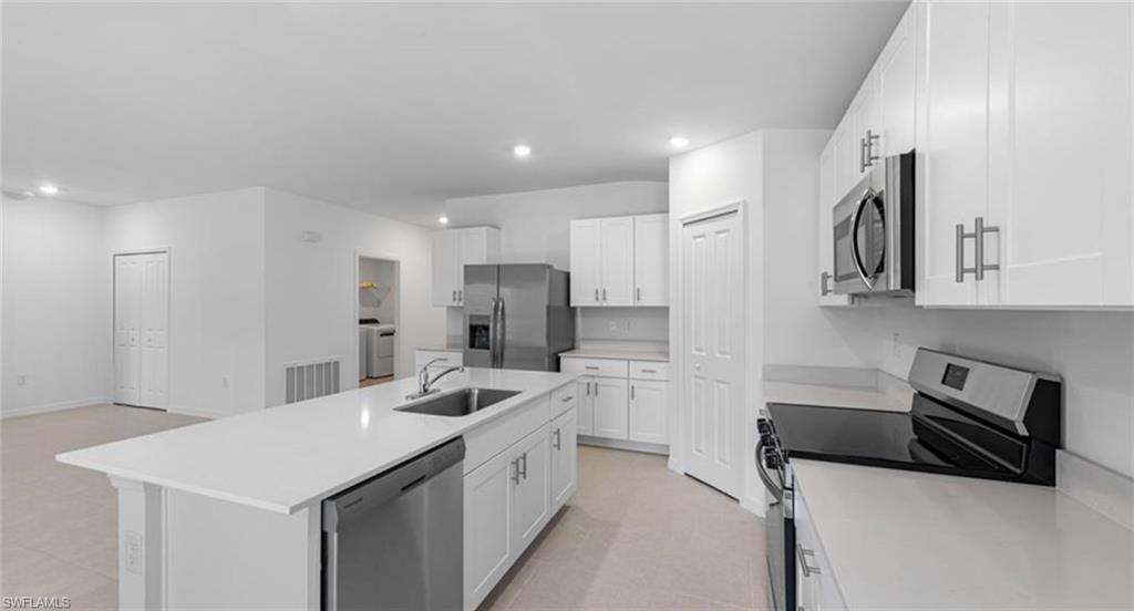 17244 Cantu Ct Property Photo 2