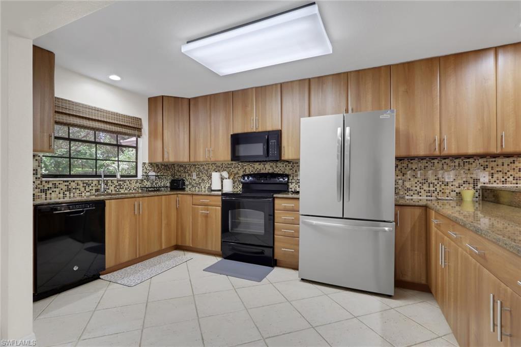 6648 Tannin Ln B Property Photo 7