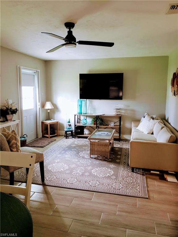 6 Aztec Lily Ln Property Photo 9