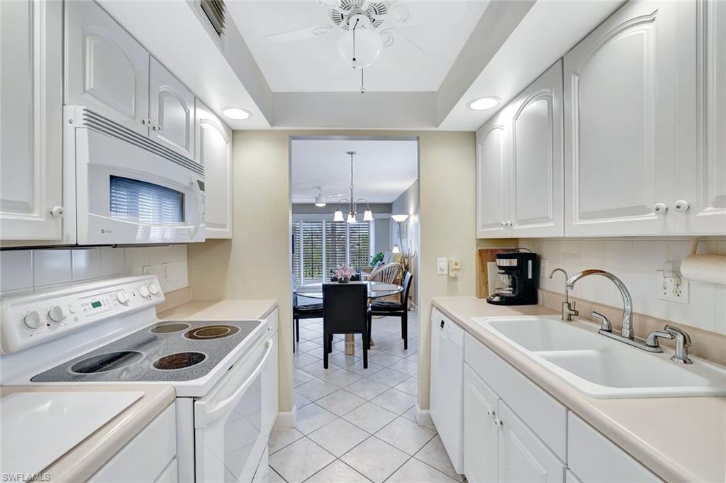 1300 Gulf Shore Blvd N 410 Property Photo 6