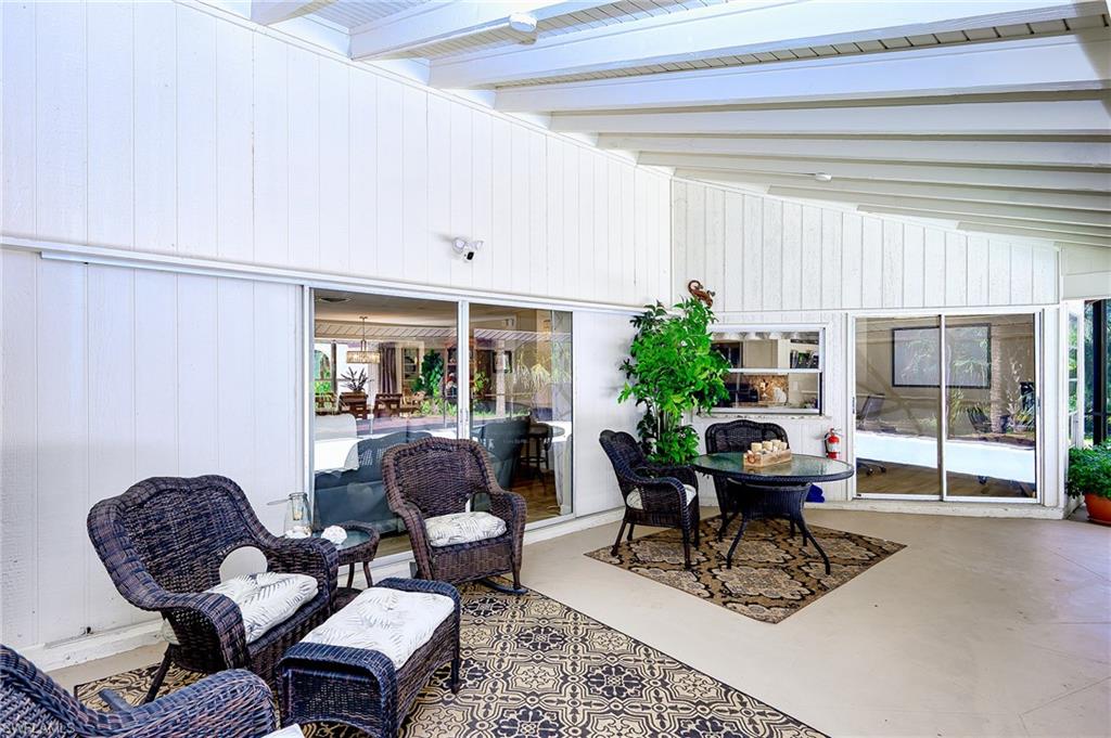 5675 Golden Oaks Ln Property Photo 15